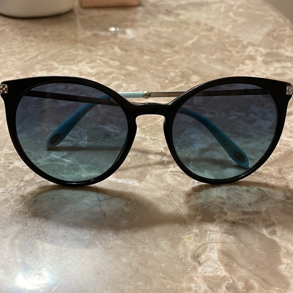 Tiffany & Co. Accessories - Tiffany & Co Sunglasses